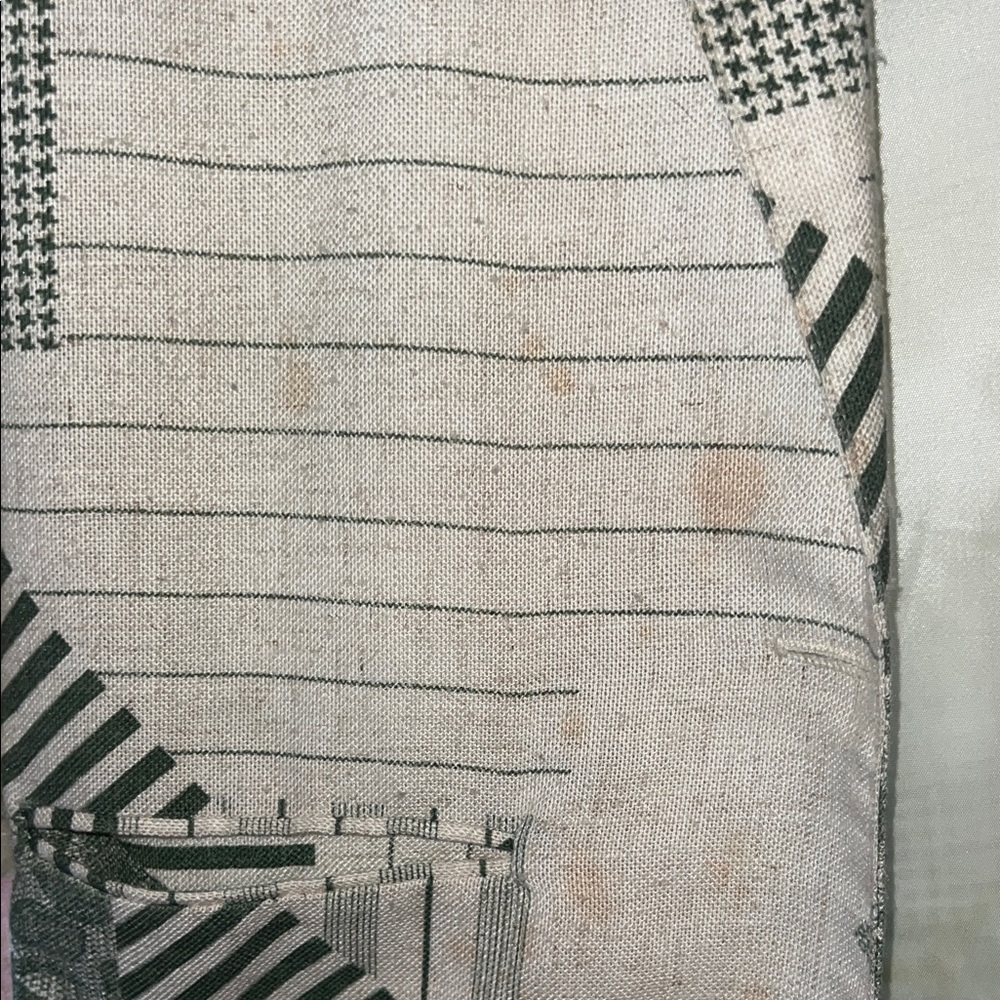 Patchwork Blazer With Green Accents - image 6